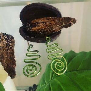 Hammered wire earrings